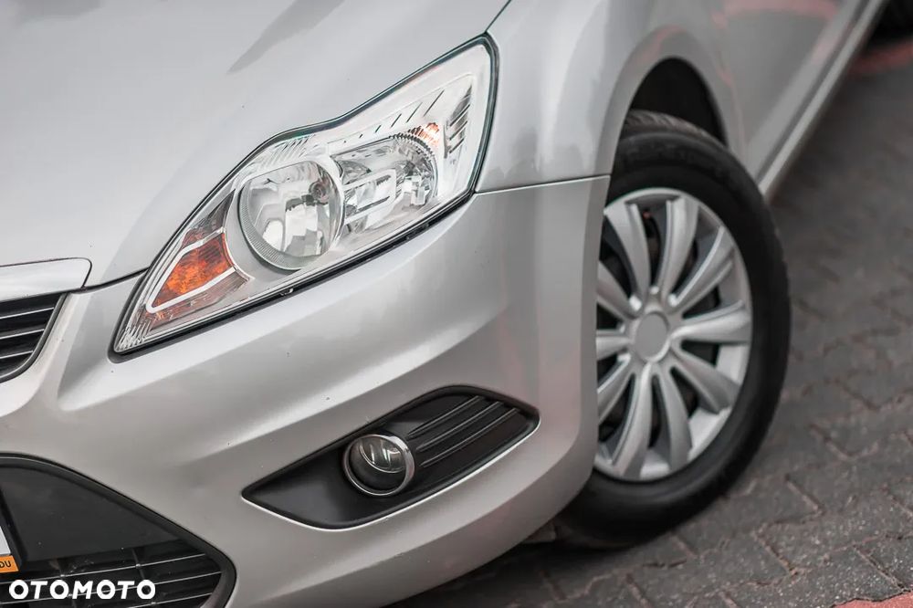 Ford Focus - 36