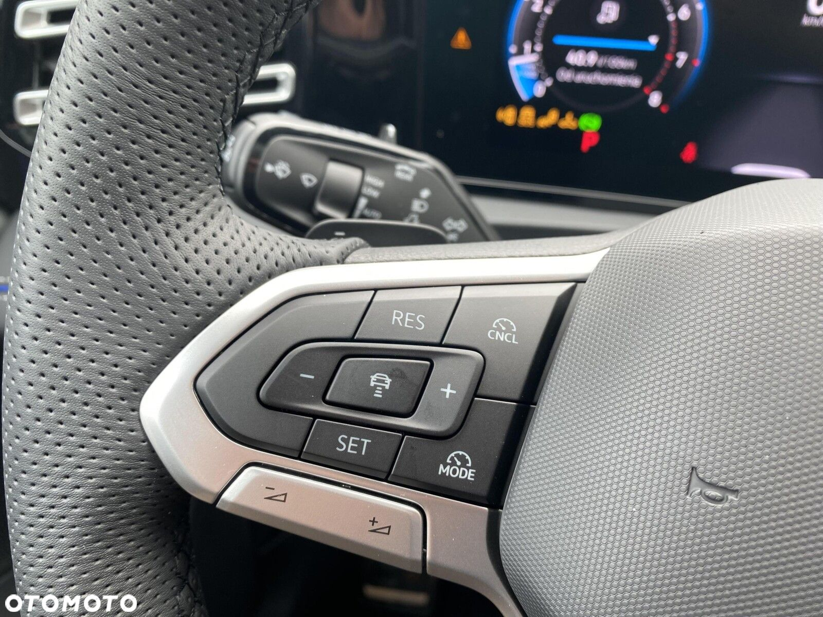 Volkswagen Tiguan - 39