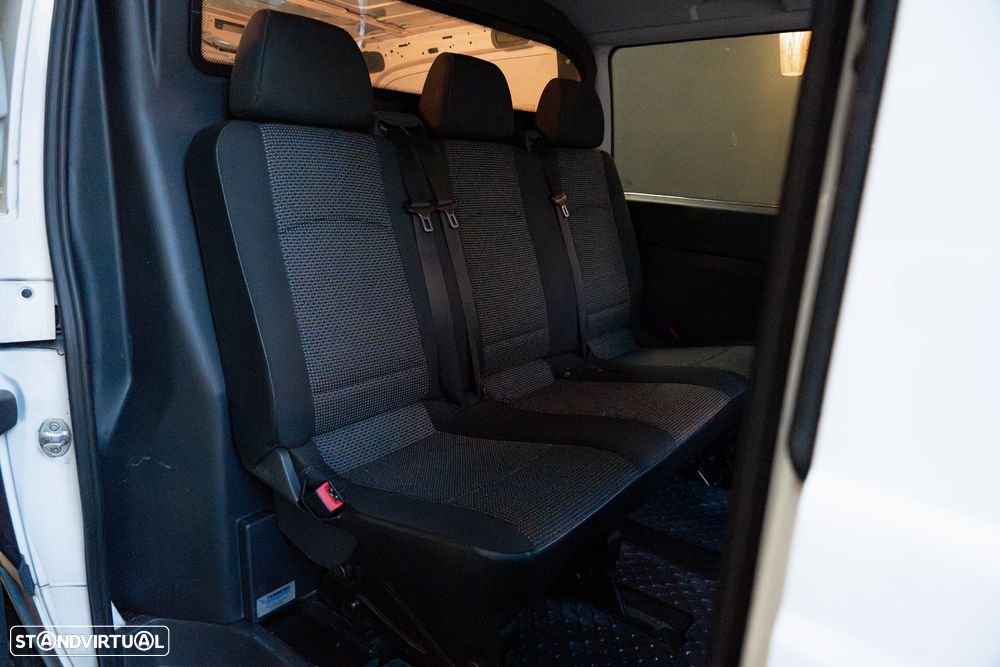 Mercedes-Benz Vito 6 Lugares - 11