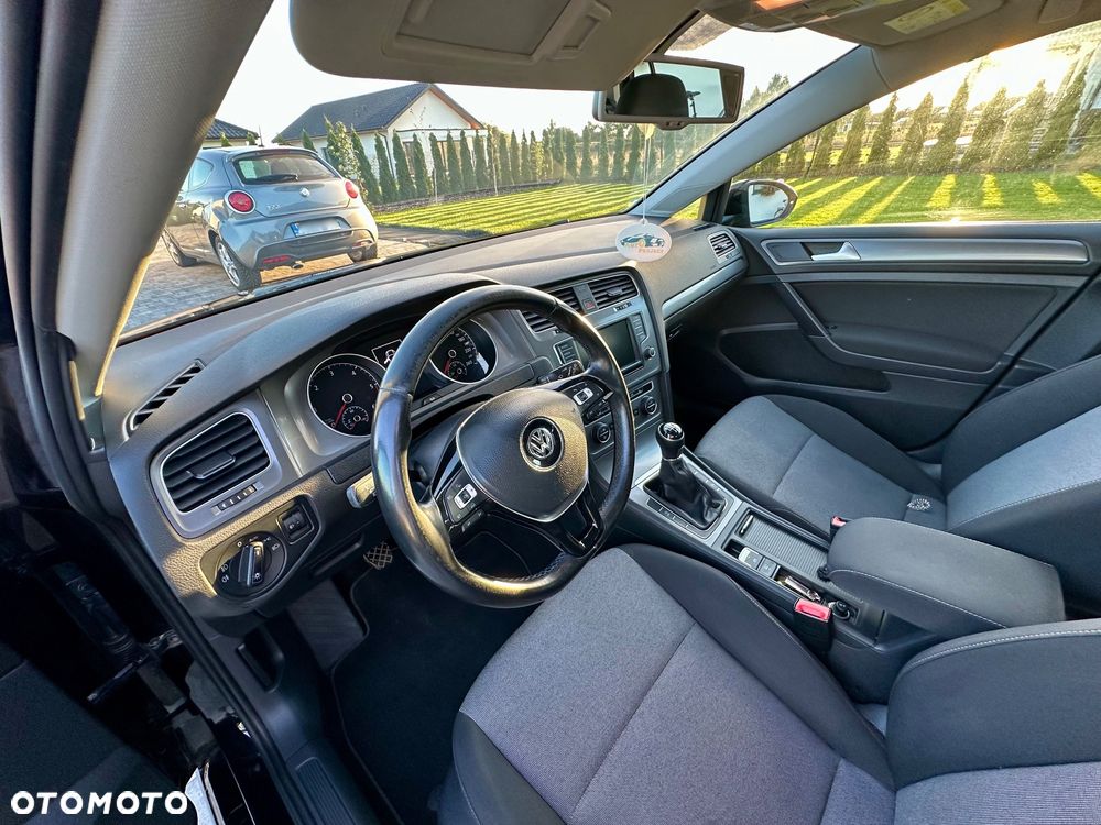 Volkswagen Golf 1.6 TDI BlueMotion Trendline - 10