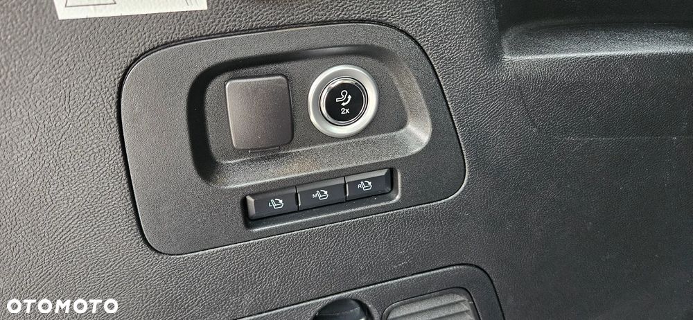 Ford S-Max 2.0 TDCi Titanium - 30