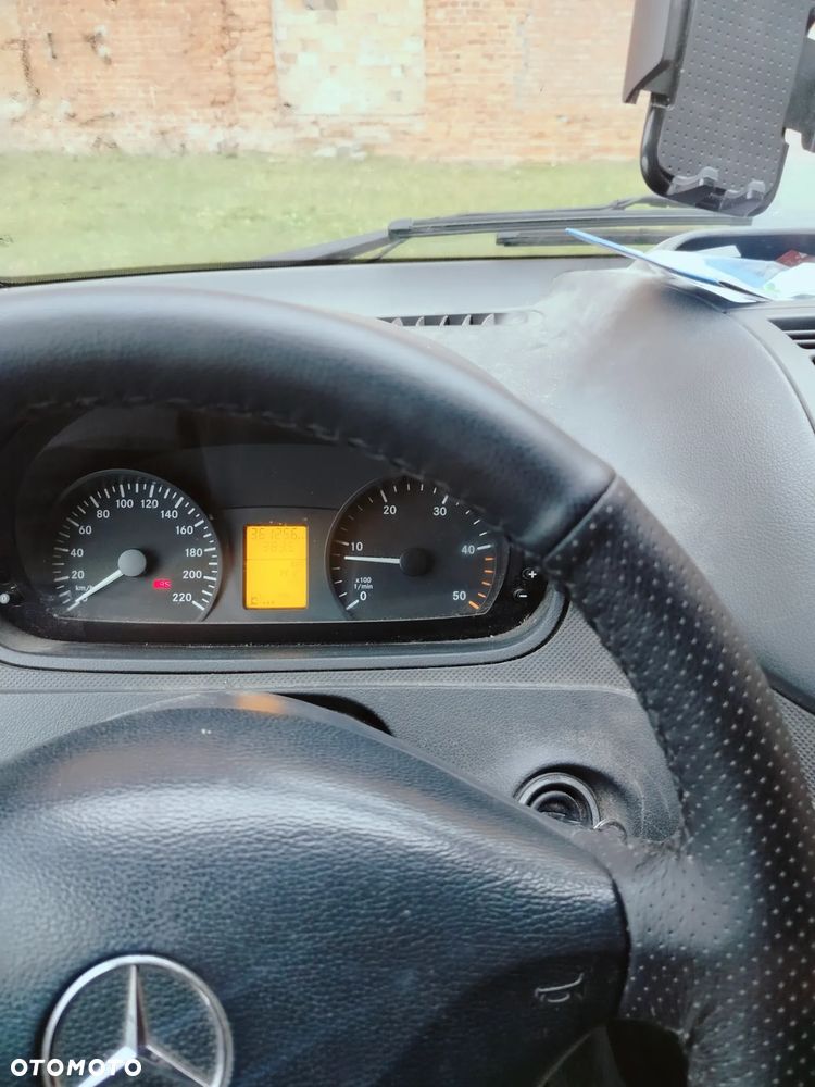 Mercedes-Benz Vito - 13