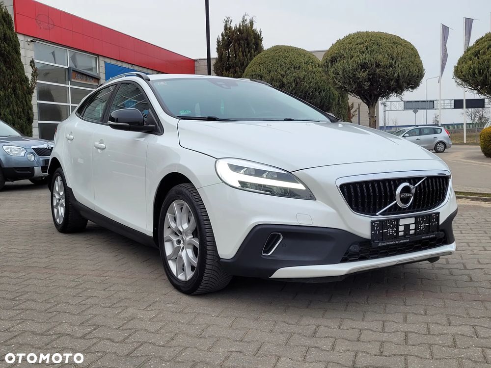 Volvo V40 Cross Country D2 Momentum - 15