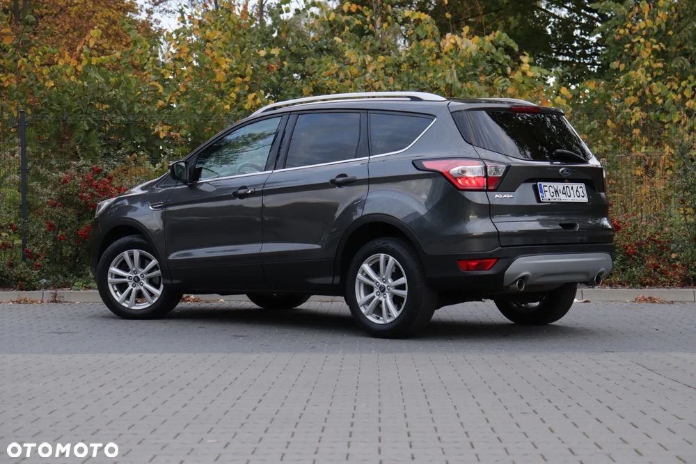Ford Kuga 2.0 TDCi 4x2 Titanium - 16