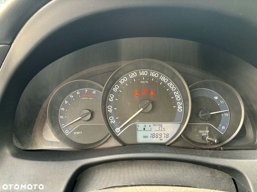 Toyota Auris 1.33 VVT-i Active - 11