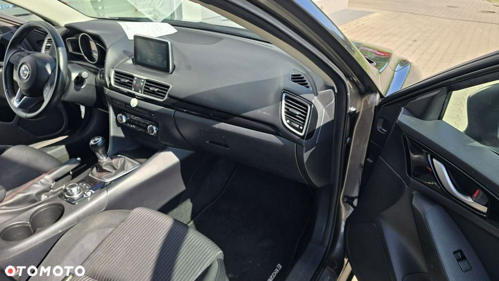 Mazda 3 - 16