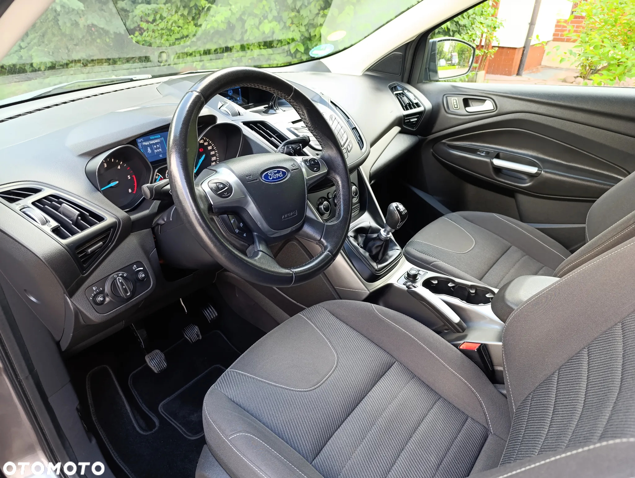 Ford Kuga 2.0 TDCi 2x4 Trend - 6