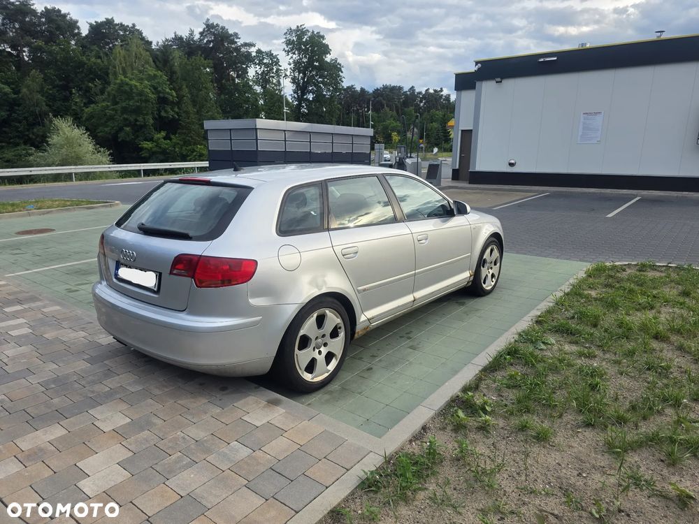 Audi A3 Sportback 2.0 TDI Ambiente - 5