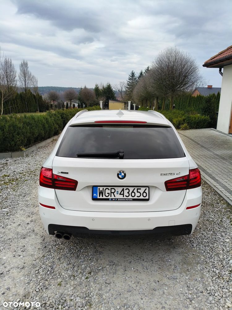 BMW Seria 5 525d xDrive - 7