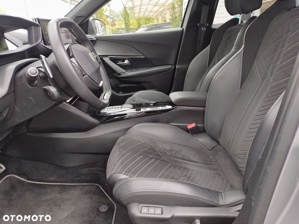 Peugeot 2008 1.2 PureTech GT S&S EAT8 - 9
