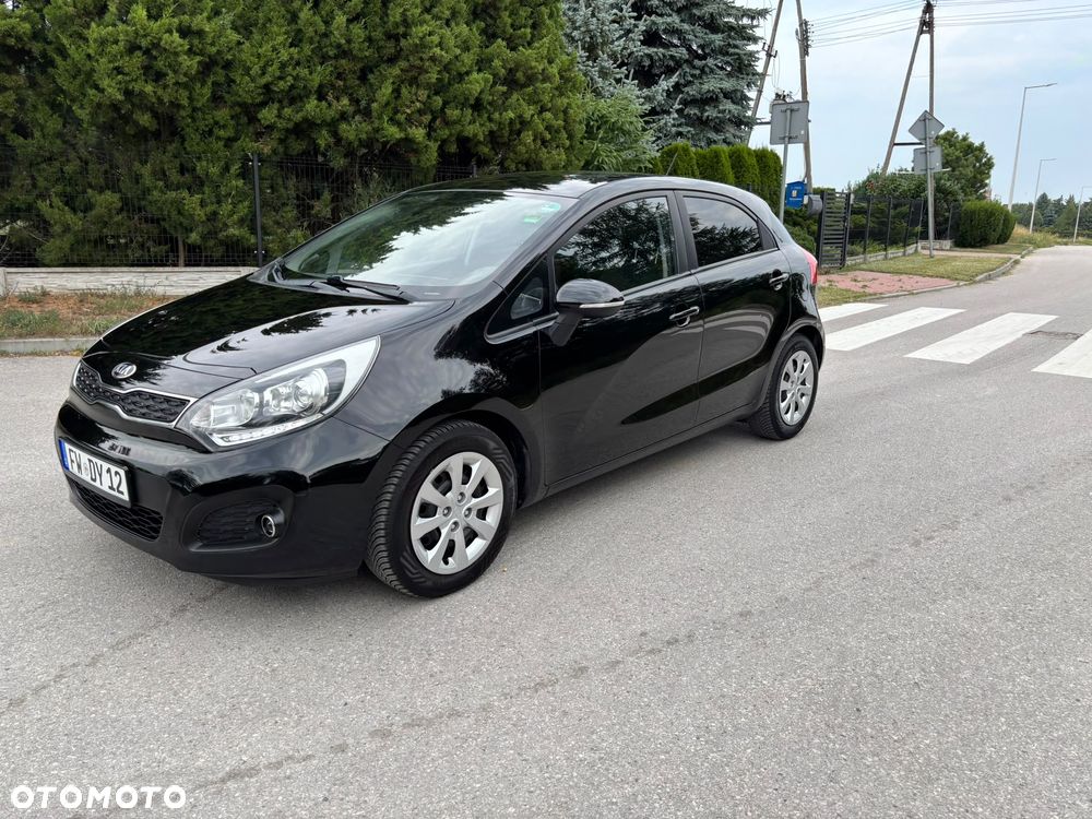 Kia Rio 1.2 Dream Team Edition - 13