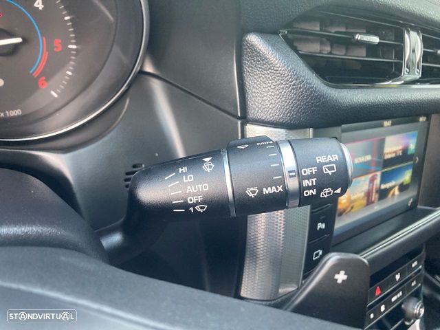 Jaguar XF Sportbrake 20d Aut. Prestige - 17