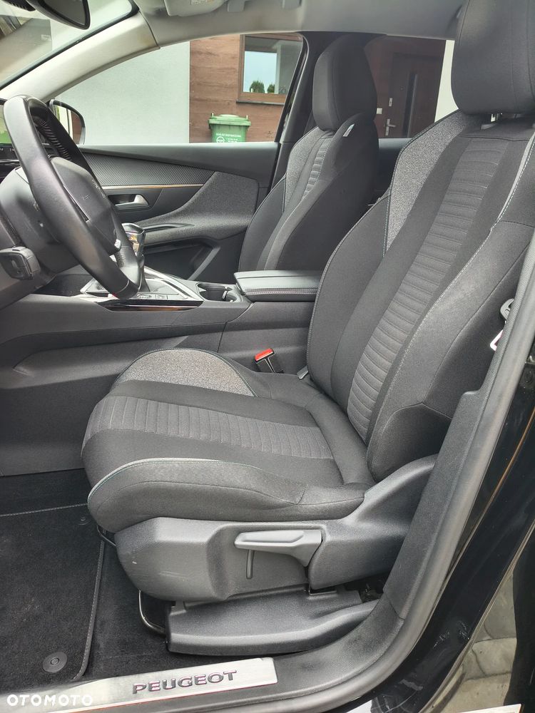 Peugeot 3008 - 11