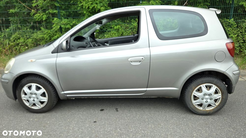Toyota Yaris - 3