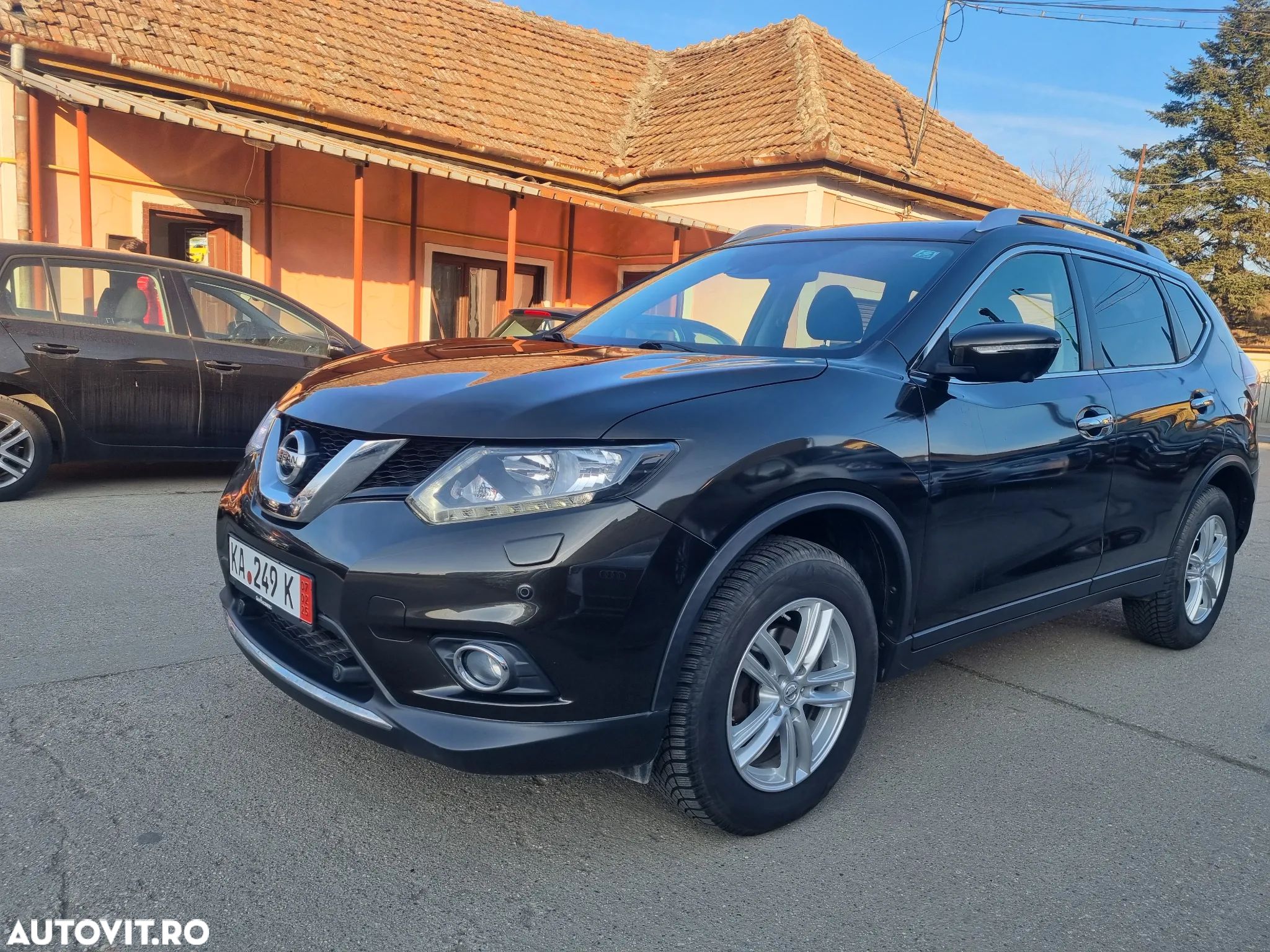 Nissan X-Trail 1.6 dCi Tekna - 1