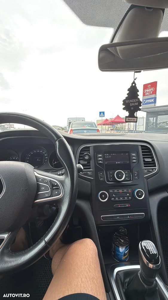 Renault Megane Blue dCi Zen - 6