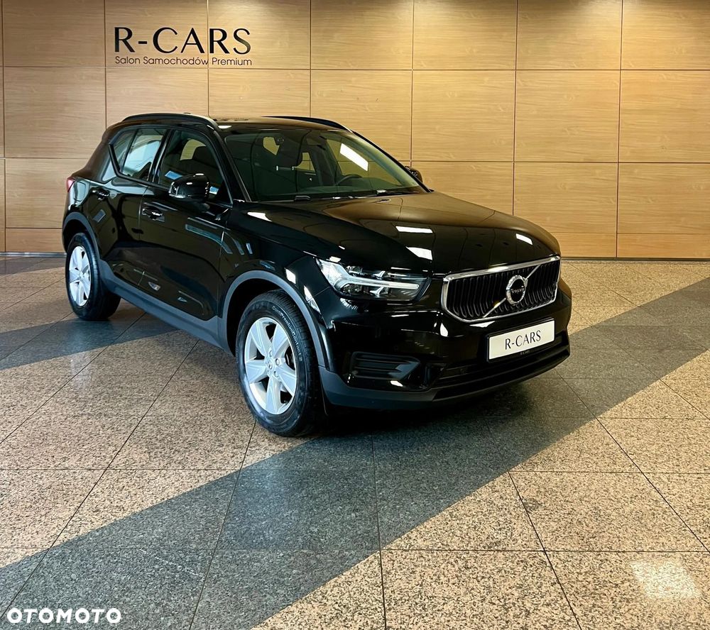 Volvo XC 40 T3 Momentum Pro - 1