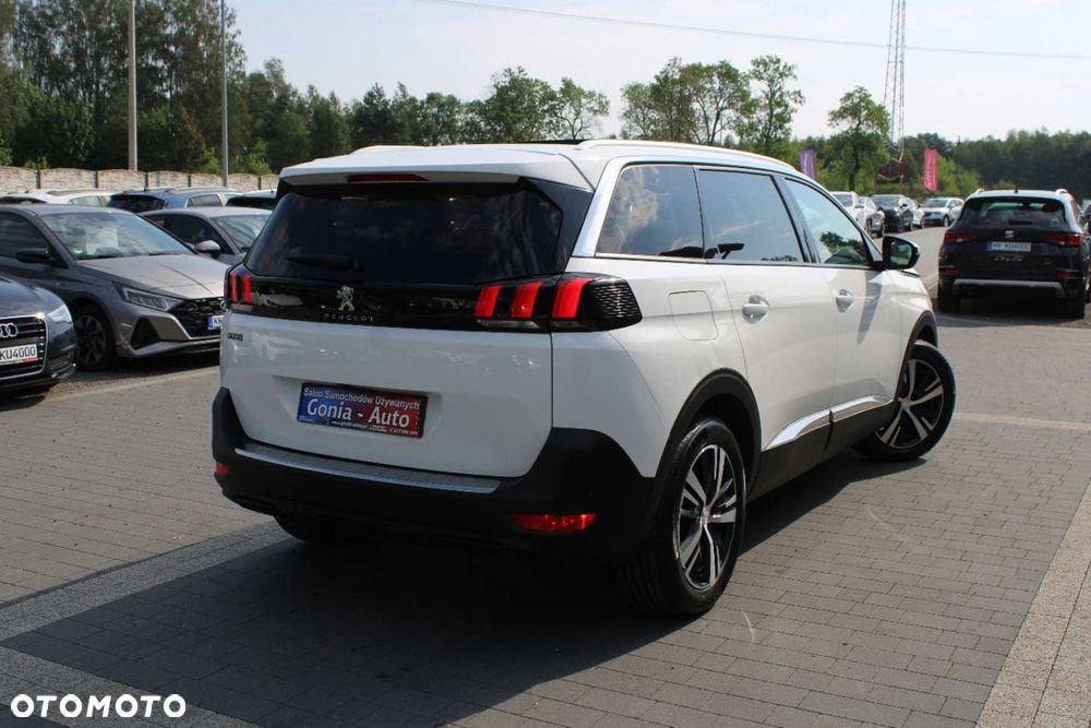 Peugeot 5008 - 6