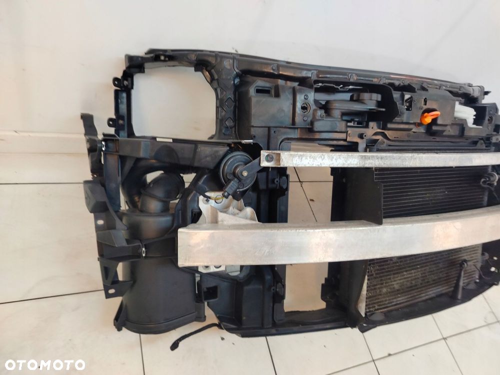 audi a2 99r- pas przedni chłodnice komplet 1.4 benzyna - 2
