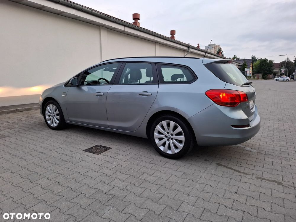 Opel Astra 1.6 Enjoy - 17