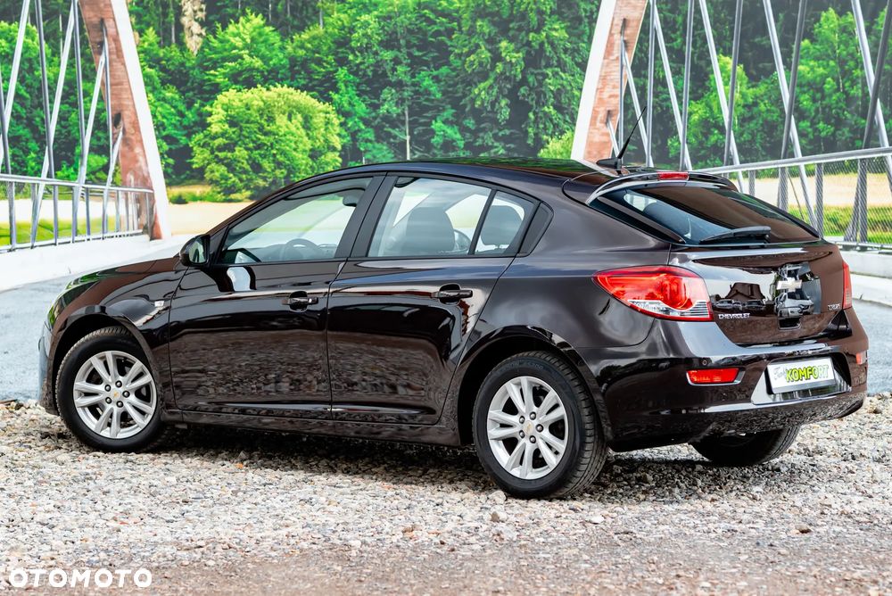Chevrolet Cruze - 6