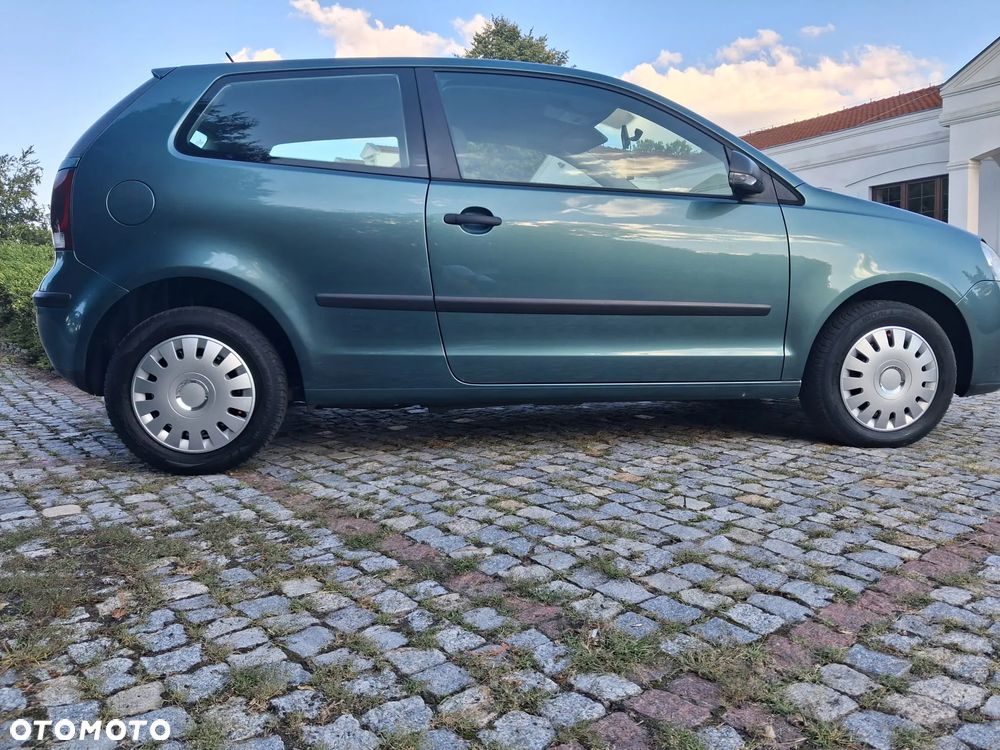 Volkswagen Polo - 2