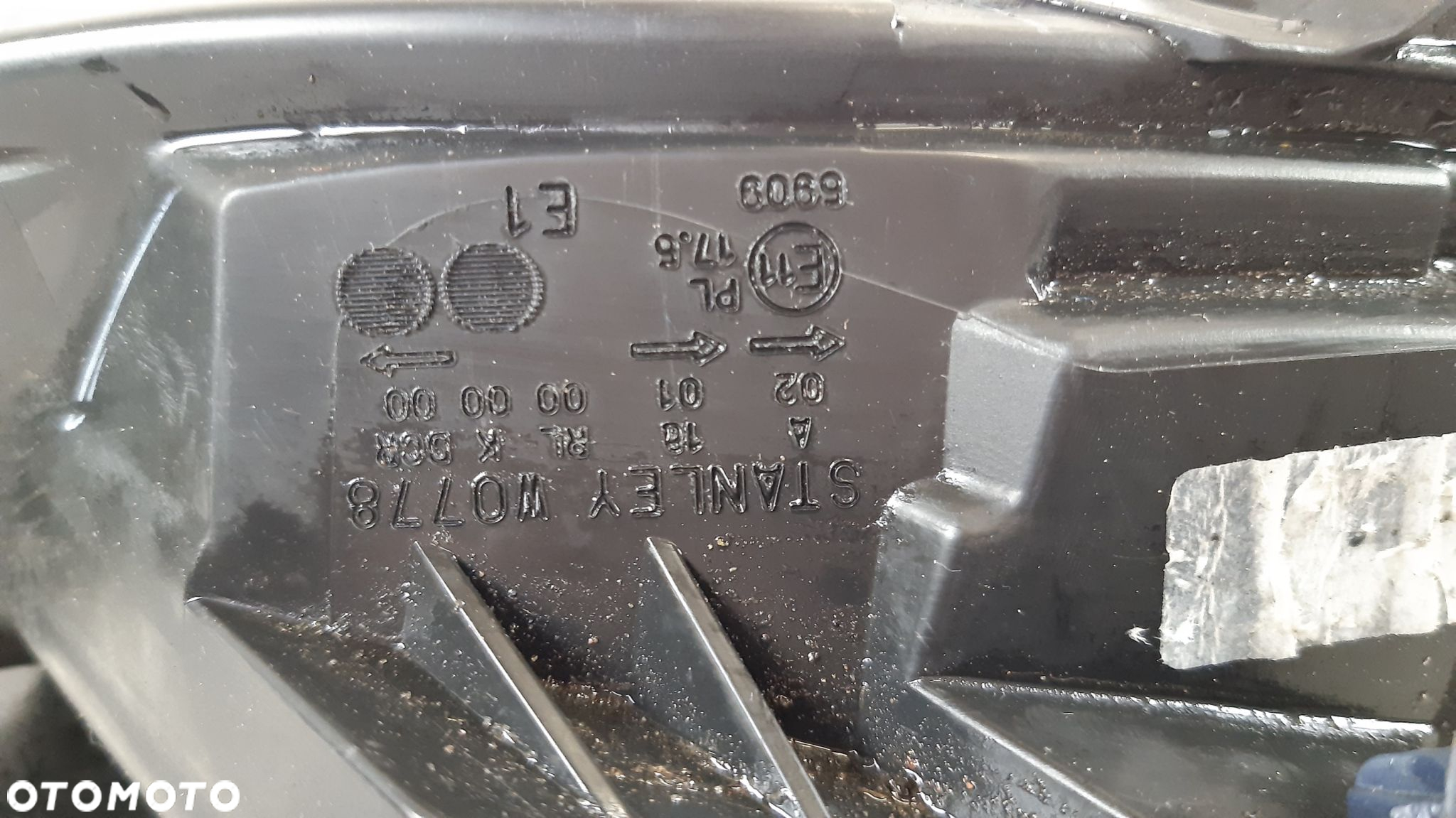 HONDA CR-V IV 12- LAMPA PRAWA PRZÓD - 8