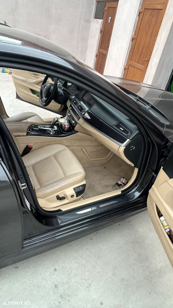 BMW Seria 5 ver-520d-touring-sport--aut- - 2