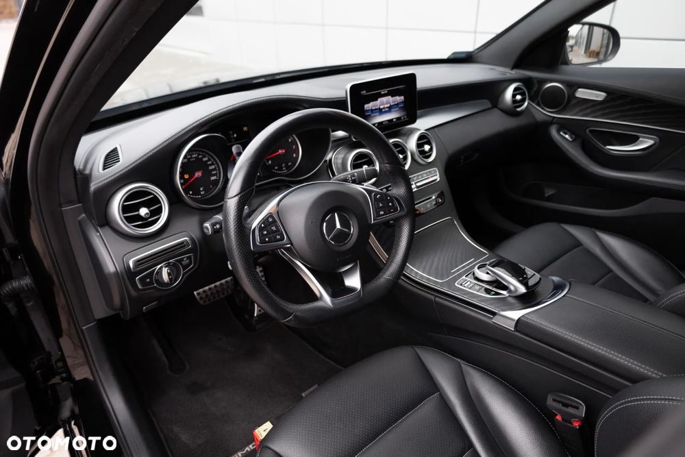 Mercedes-Benz Klasa C 200 4-Matic 9G-TRONIC - 7