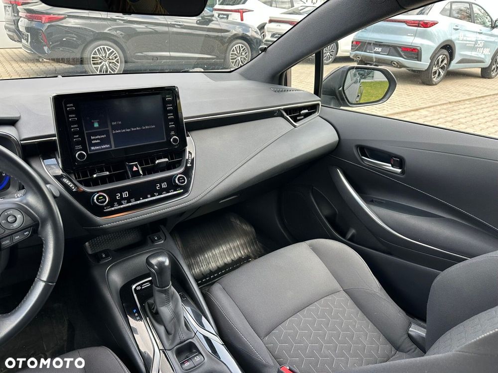 Toyota Corolla - 11