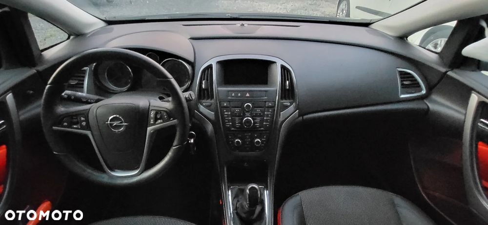 Konsola poduszki opel astra j