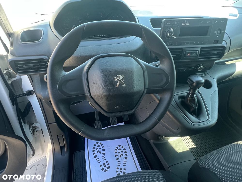 Peugeot Partner - 17