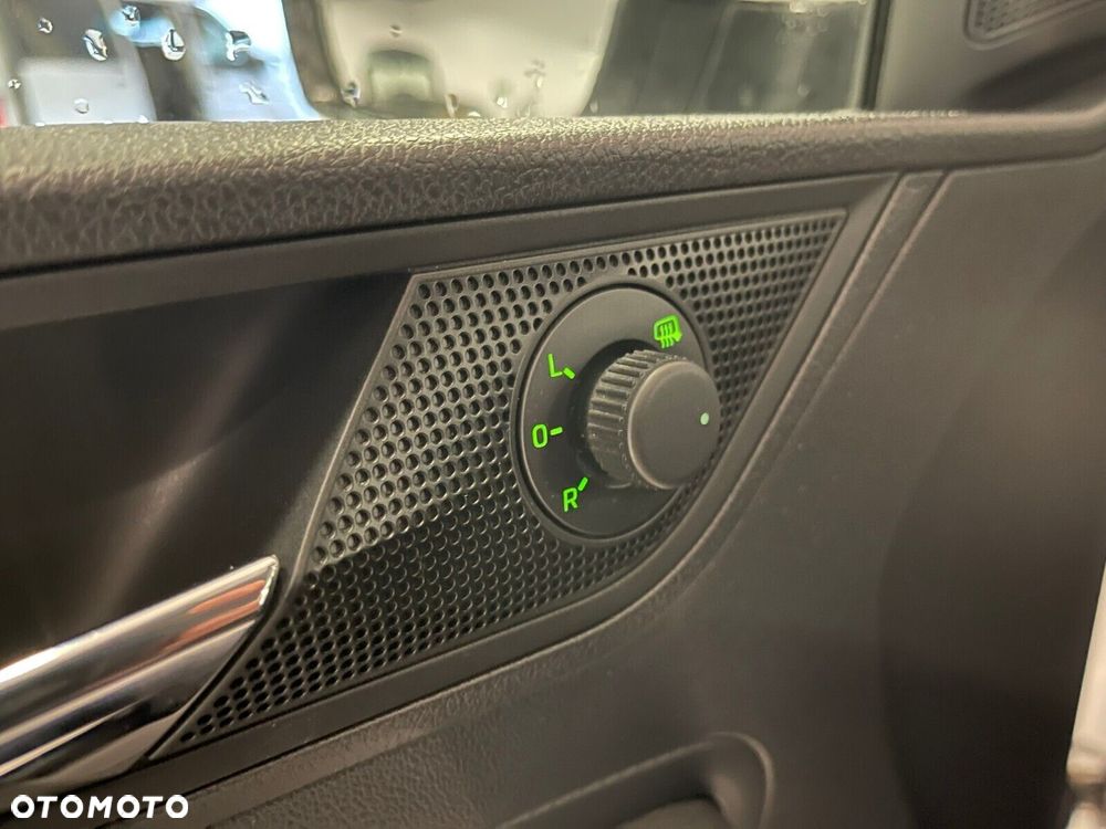 Skoda RAPID 1.0 TSI Ambition - 26