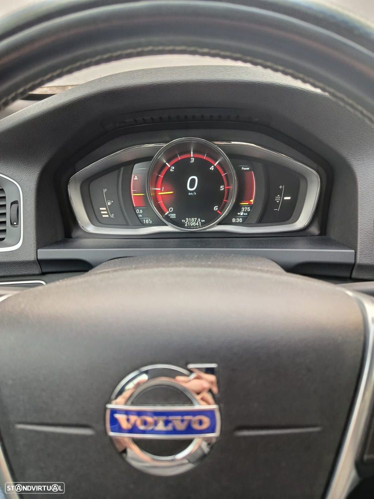 Volvo V60 2.0 D4 R-Design Momentum - 13
