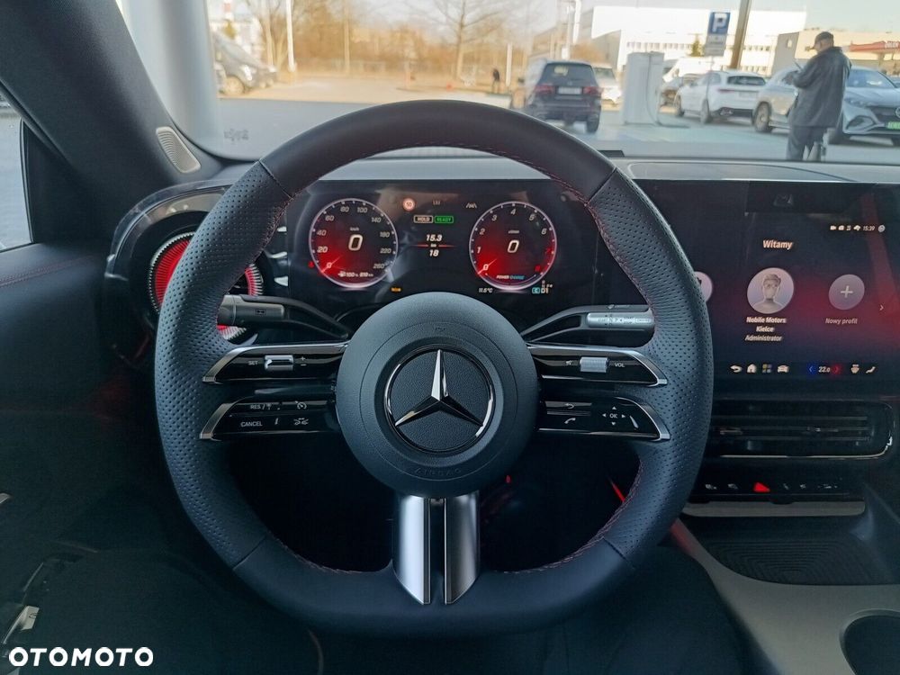 Mercedes-Benz CLA - 27