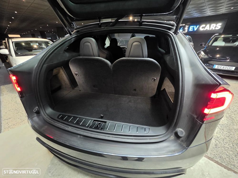 Tesla Model X Long Range AWD - 17