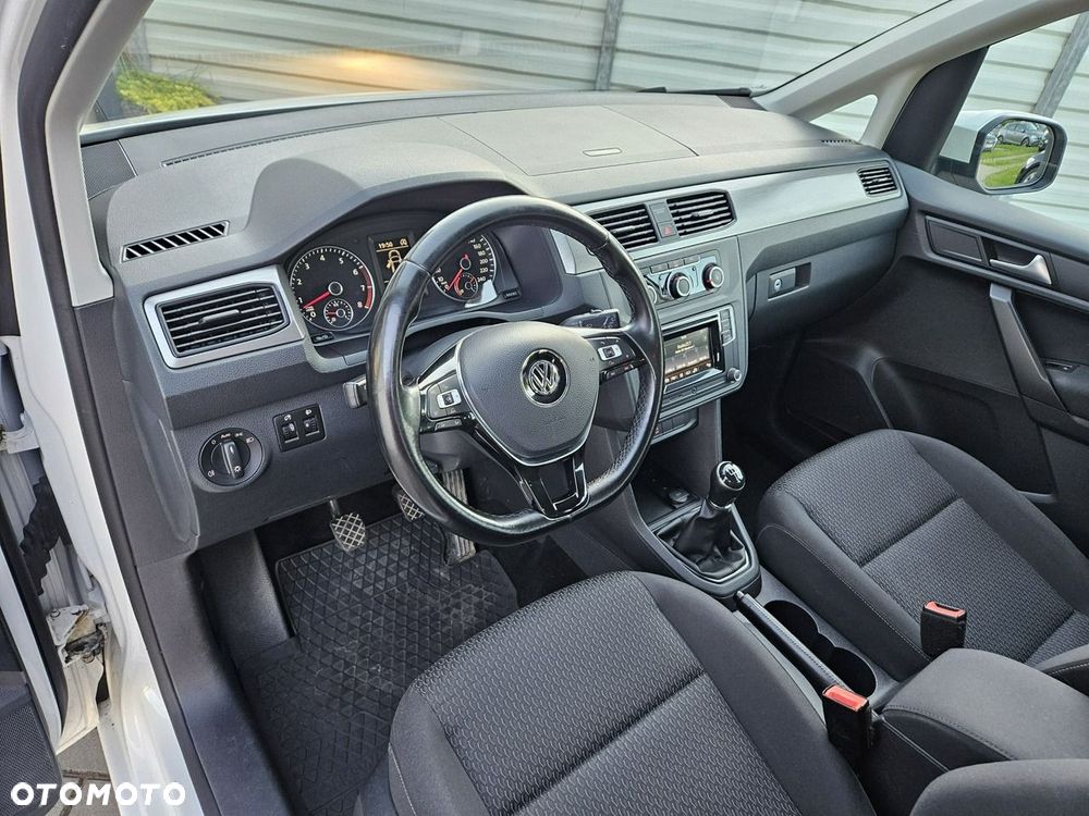 Volkswagen Caddy - 26