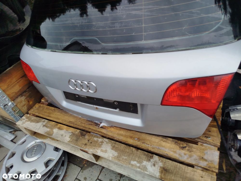 Audi A4 B7 kombi klapa tylna LY7W - 3