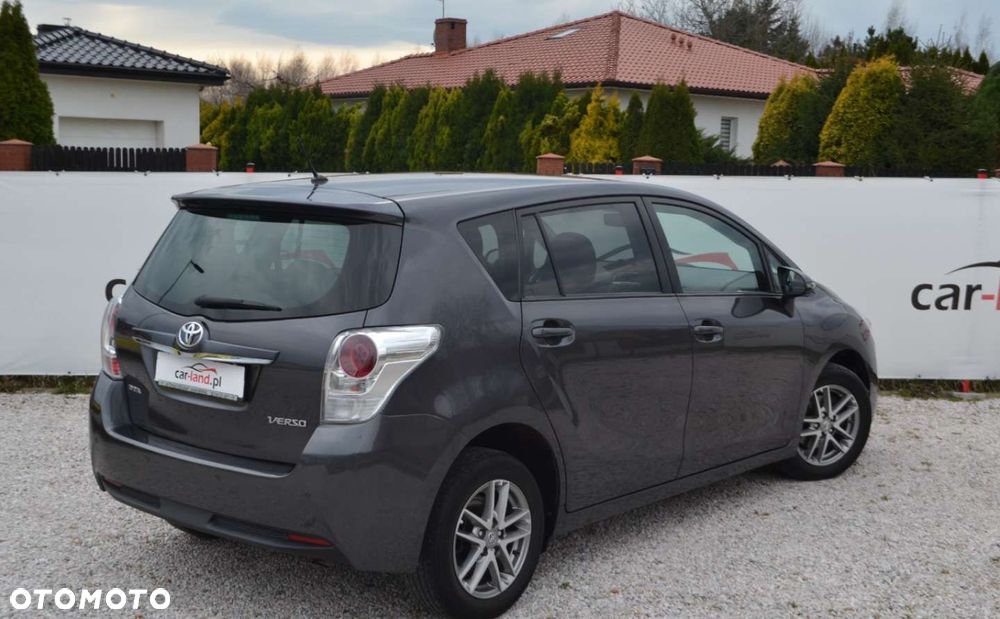 Toyota Verso 1.6 D-4D Prestige - 14