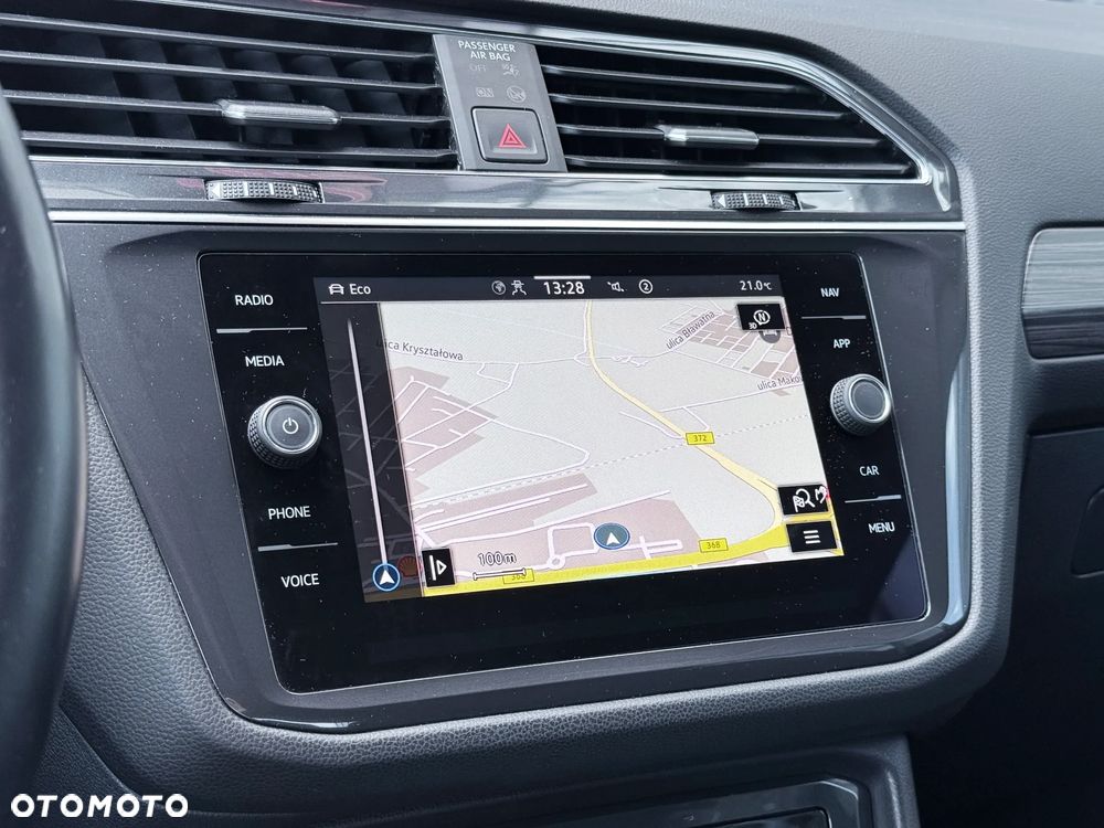 Volkswagen Tiguan 2.0 TSI 4Mot Elegance DSG - 41