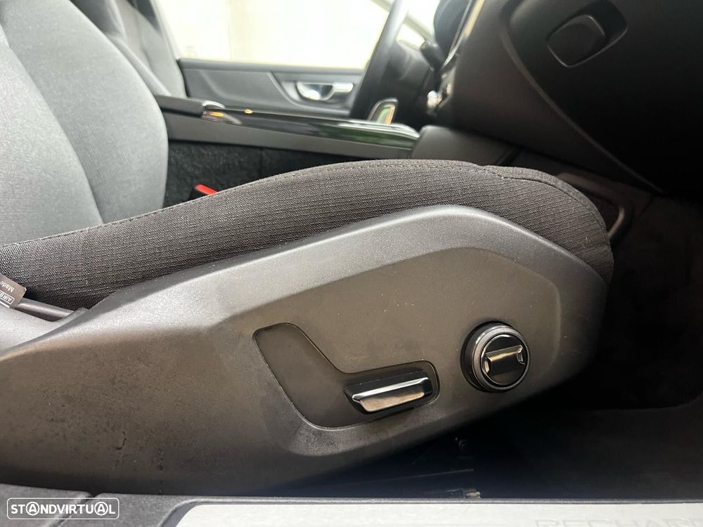 Volvo V60 2.0 T6 AWD TE Inscription - 45