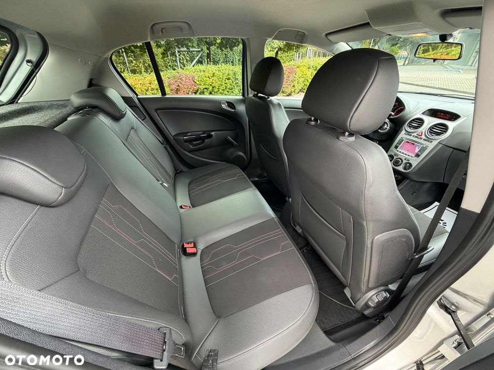 Opel Corsa 1.4 16V 150 Jahre - 7