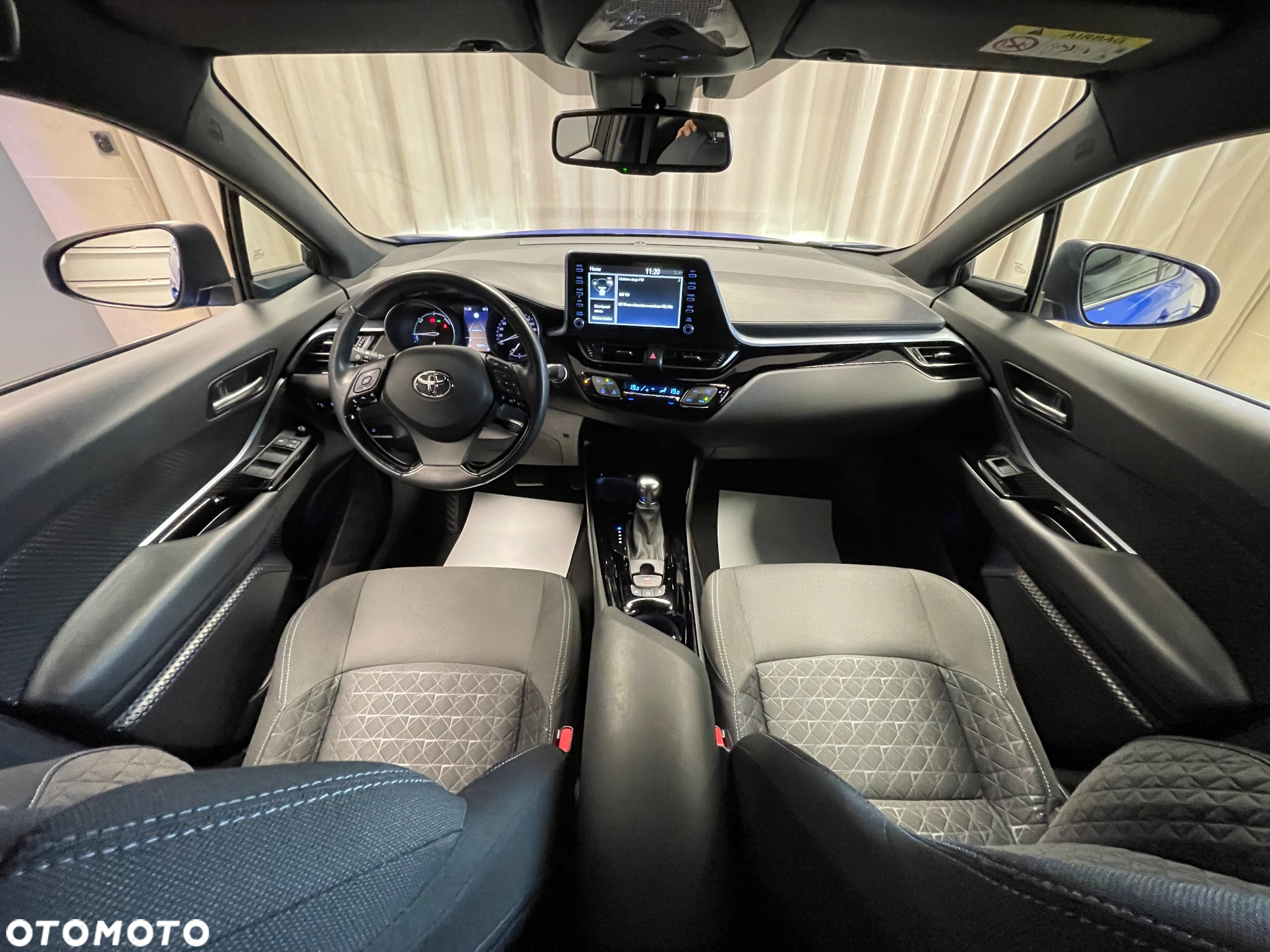 Toyota C-HR 1.8 Hybrid Style - 8
