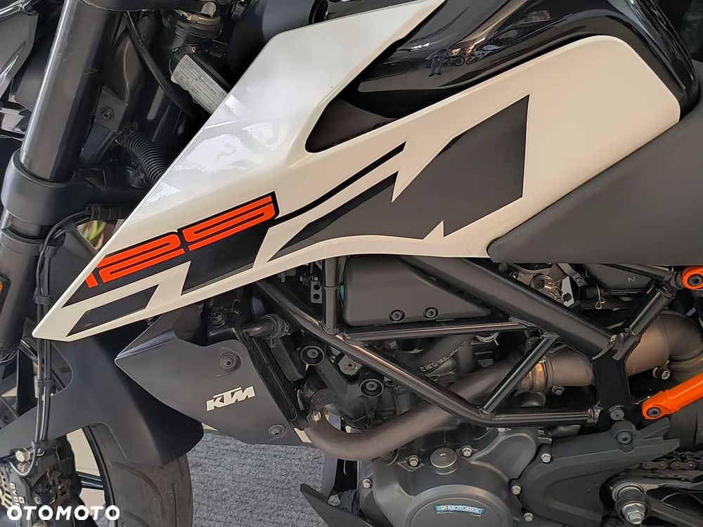 KTM Duke 125 - 25