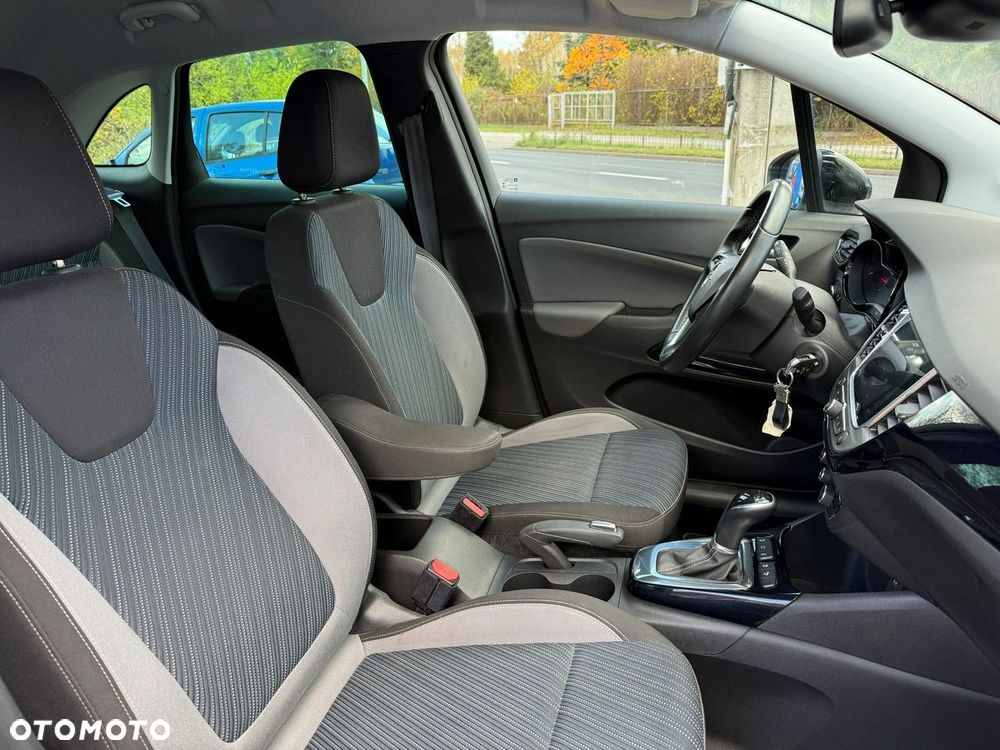 Opel Crossland X - 11