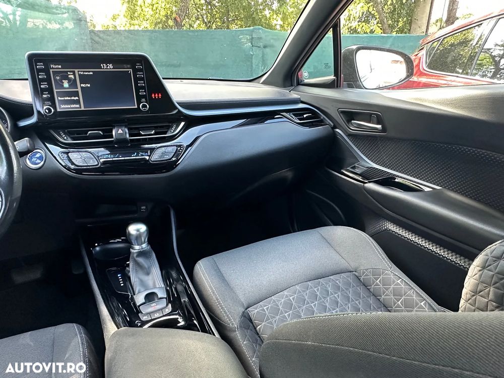 Toyota C-HR Hybrid Business-Edition - 20