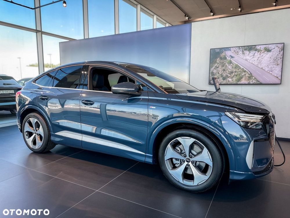 Audi Q4 Sportback e-tron - 4