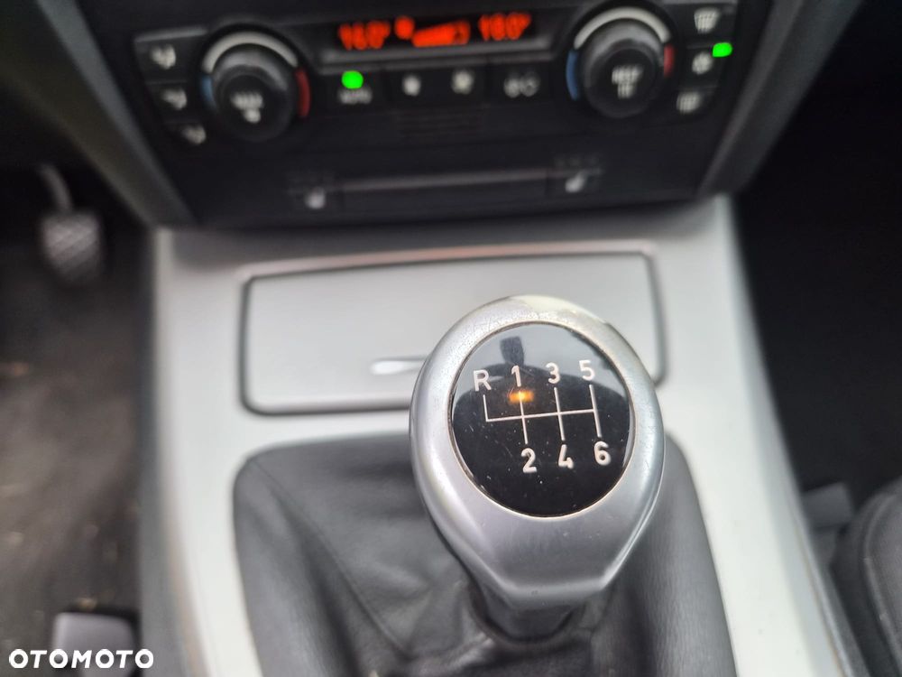 BMW Seria 3 318i - 20