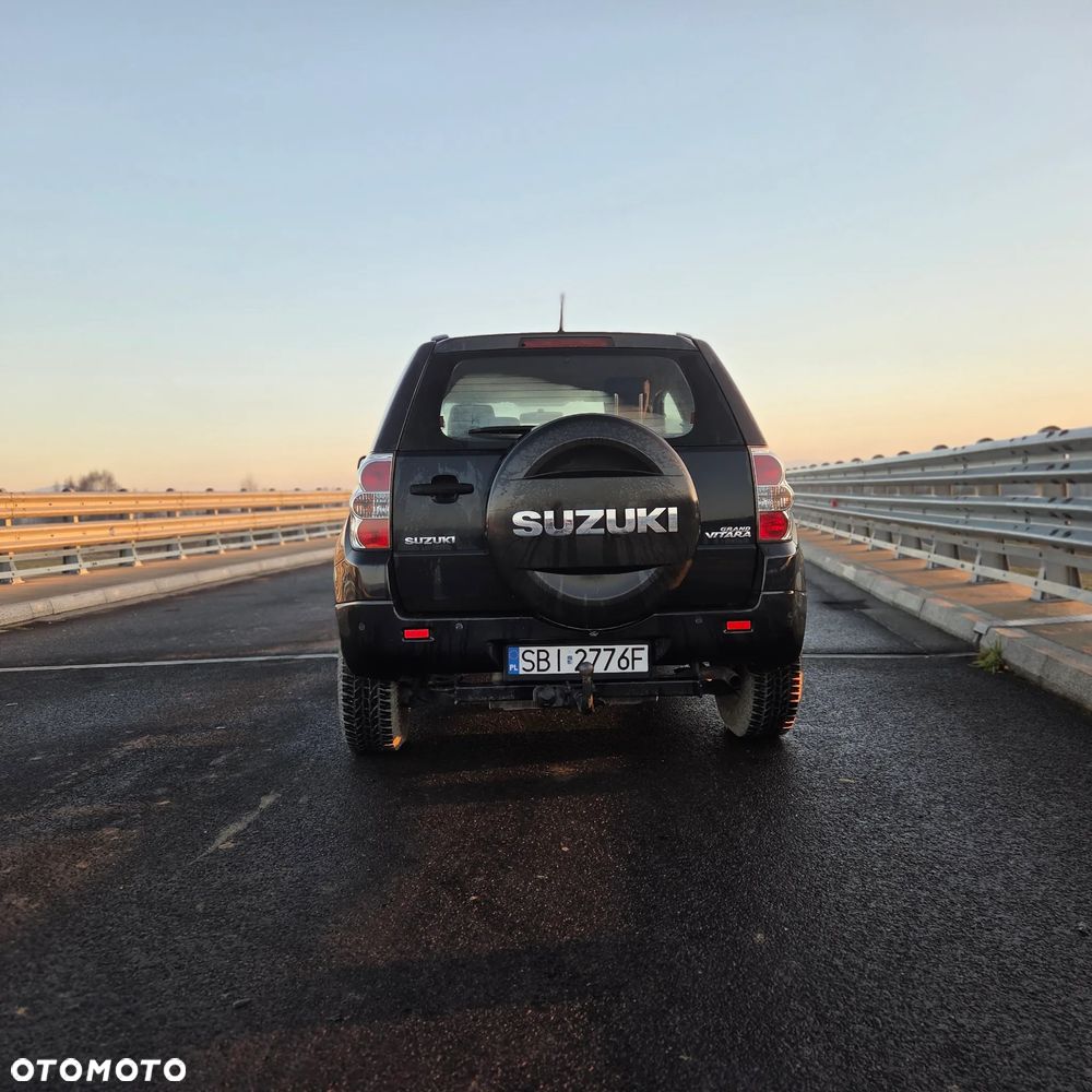 Suzuki Grand Vitara 1.6 De luxe - 7