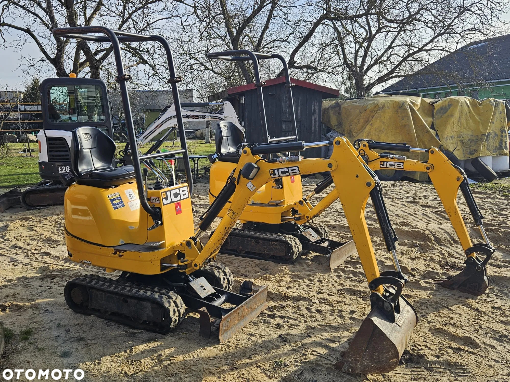 JCB 8008 - 15